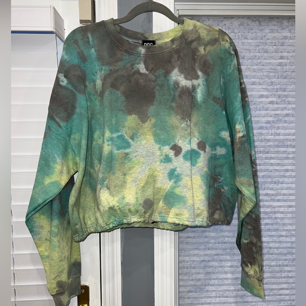 BDG Urban Outfitters Cropped Tie-Dye Sweatshirt - NWT